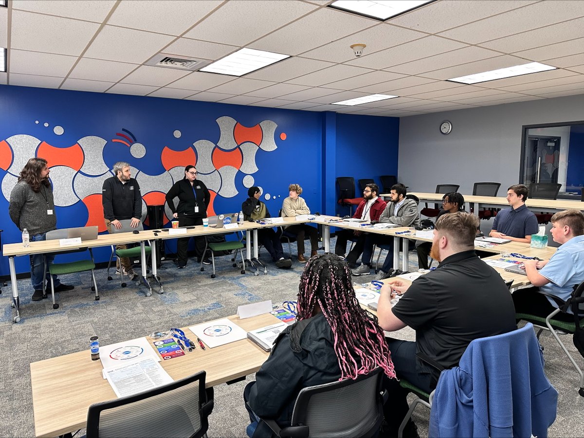 Welcome to our 10 new #CTE #ITSpecialist #CoOp students! 🎉
They will spend the year learning hands-on IT with #SCRIC technical teams.
We’re excited to see their growth and impact! 🚀💻
#ContinuousLearning #Collaboration #Character #CareerExploration #InvestingintheFuture