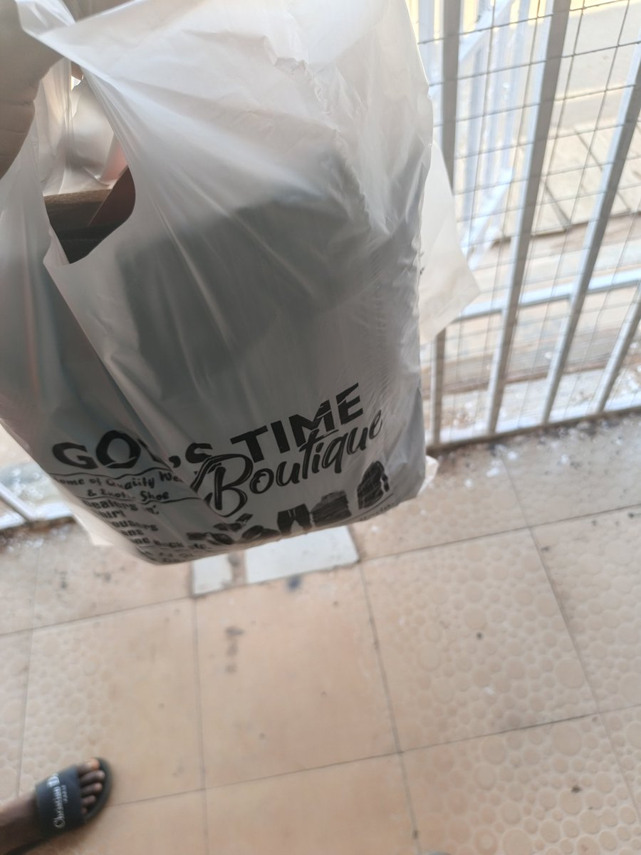 Crypto_Rexa's tweet image. Done shopping for my birthday 🎂

     Finally let me give back to my followers and x supporters 

   Giving out three telegram premium to three random participants, the one hosted yesterday was done, check my page

 Requirements ♂️

Follow 

Like

Retweet

Comment done