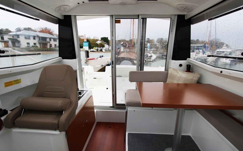 RedEnsignMarine's tweet photo. This Jeanneau Merry Fisher 755 is for sale located in United Kingdom.

A superb example of the ever-popular Jeanneau, Seawolf is a well-presented, lightly used weekender.

Call 01326 313143 for a full description or click the link to find out more.

https://t.co/cPbzmSKQsx https://t.co/7diqhCxQP8