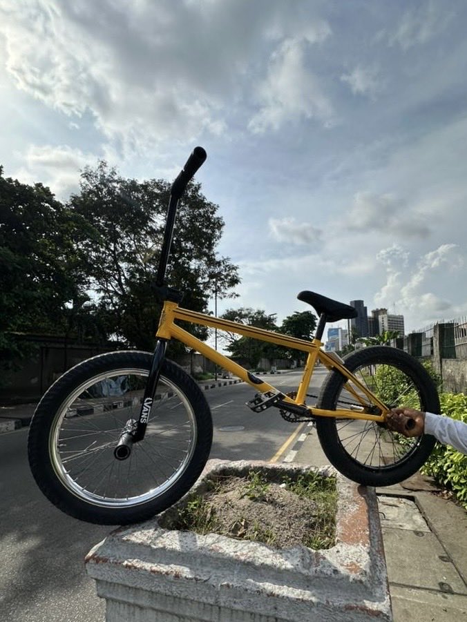 DIntakes's tweet image. Danfo BMX model❤️
This is how much I love Lagos✨
#lagos