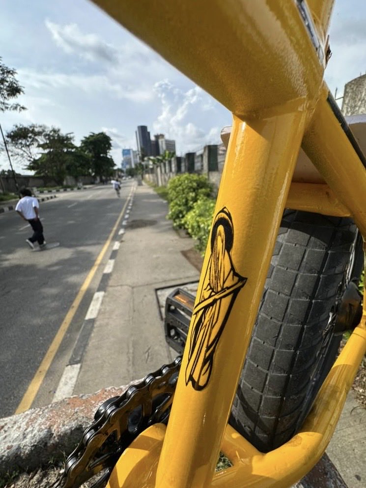 DIntakes's tweet image. Danfo BMX model❤️
This is how much I love Lagos✨
#lagos