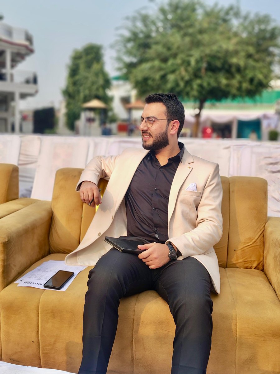 Faheemauthor's tweet photo. Slow progress is still progress.🥀❤️ https://t.co/Fe3DvVx9bY