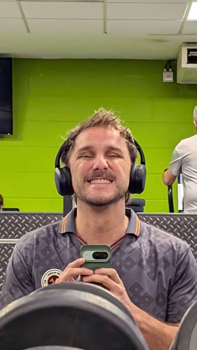 tomjsherlock's tweet image. Post LAN Blues
Post LAN FLU

Awful awful mental for the past week 🥲, felt utterly down in the dumps and struggled a lot to sleep and just constantly felt totally poop 💩.

5 minutes back into first gym session in about 11 days and can feel the weight of it all lifting 😁