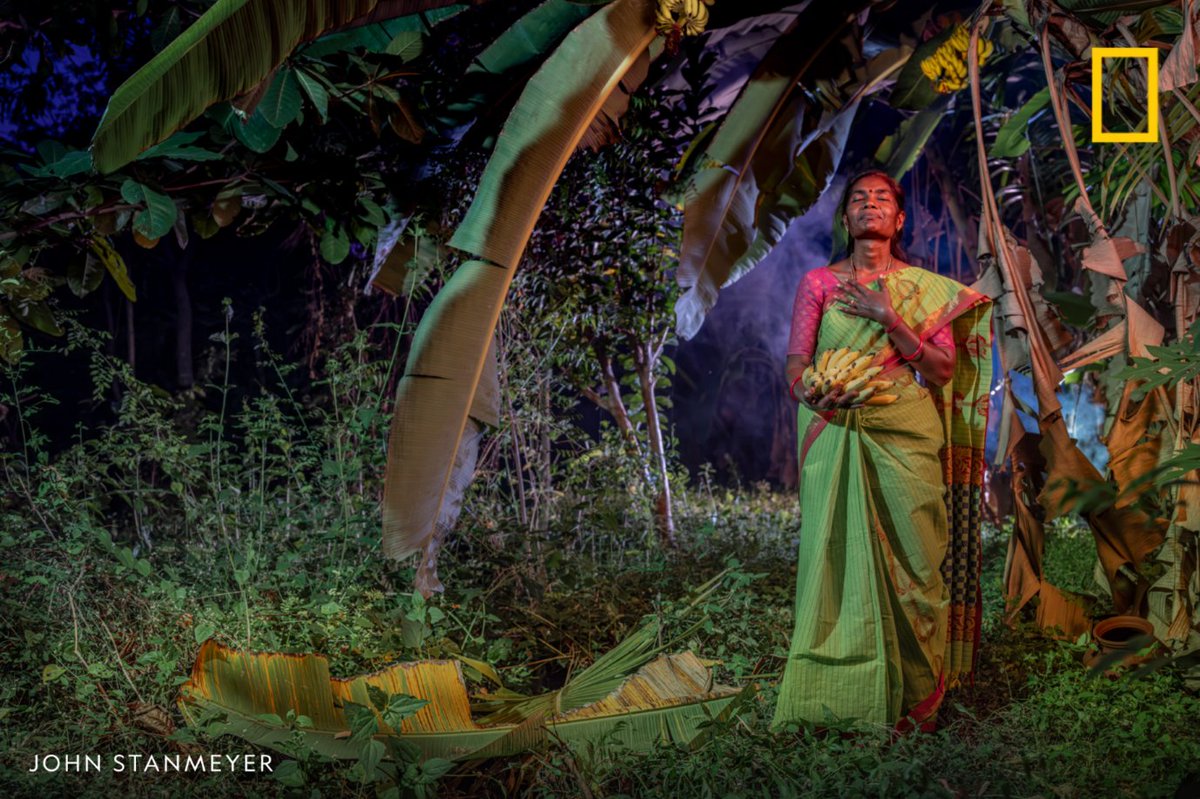 NatGeo's tweet image. For our Pictures of the Year 2025, Nat Geo photographer and Explorer John Stanmeyer photographed farmer Shyamala Gunasekaran on her organic banana farm. She practices sustainable agriculture as part of the Save Soil movement, which aims to restore and protect soil ecosystems. 🔗…