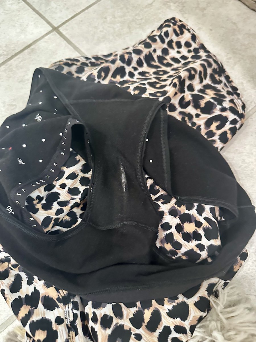 TurtleToesKY's tweet photo. Make a great week, here is some inspiration!  #panties #pantyfetish #usedpanties #pantiesforsale https://t.co/FIeAXigkJW