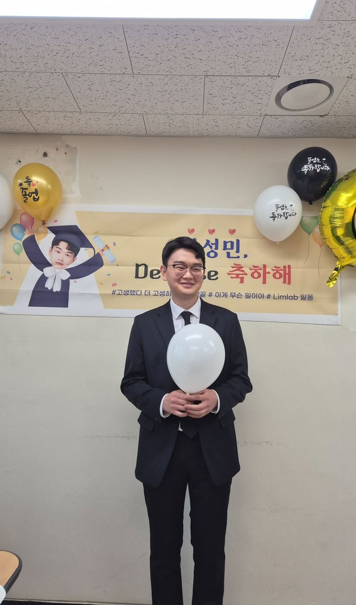 LimLab_KAIST's tweet photo. Congrats, Seongmin, for your successful PhD defense~~~!!! https://t.co/dzIncQ23Jy