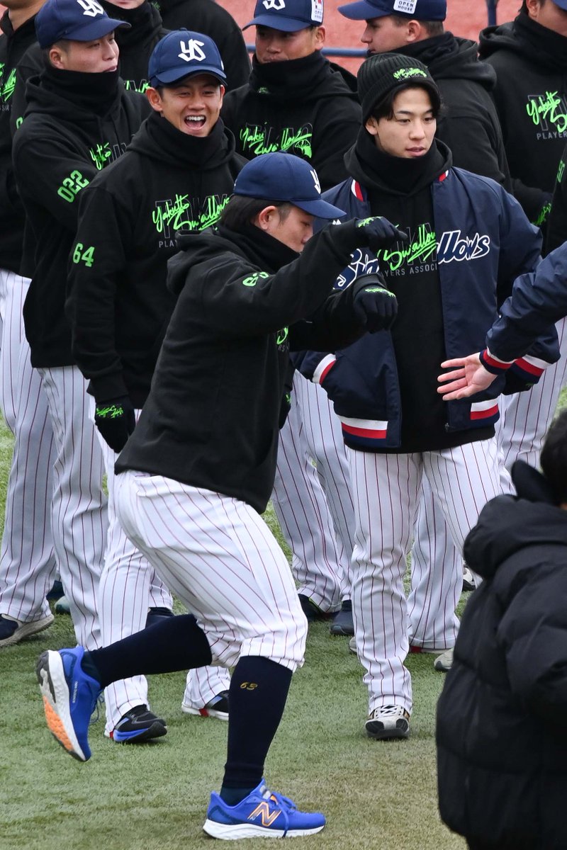 moeko2896's tweet image. クイズ中も練習しちゃうくらい真剣だったの知ってるぞ