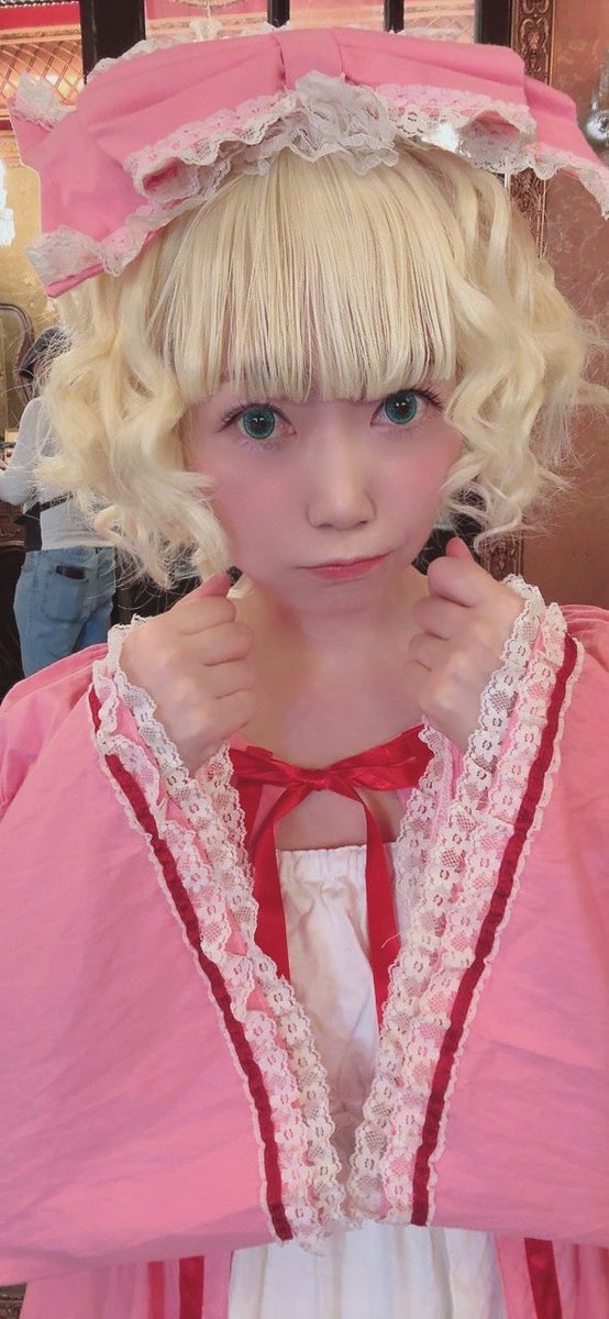 あんずページ♡ （4月17日まで） ということで！ 雛苺でした💕 自撮り、、これしかないwwwwwwwww