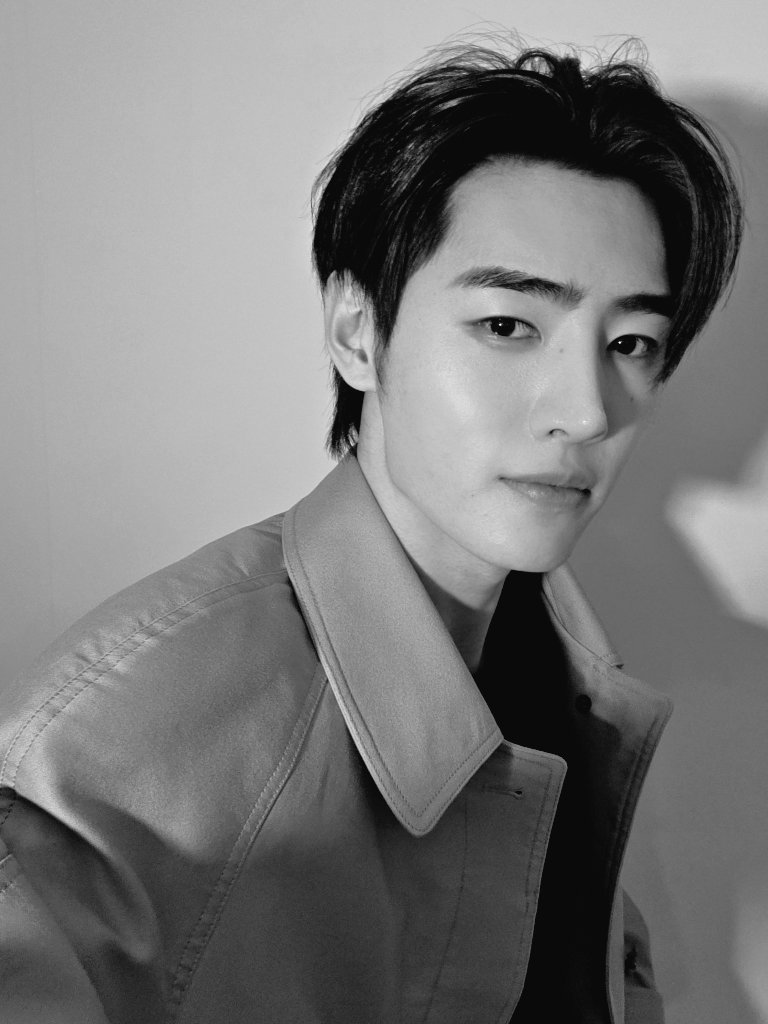 성훈 tweet media