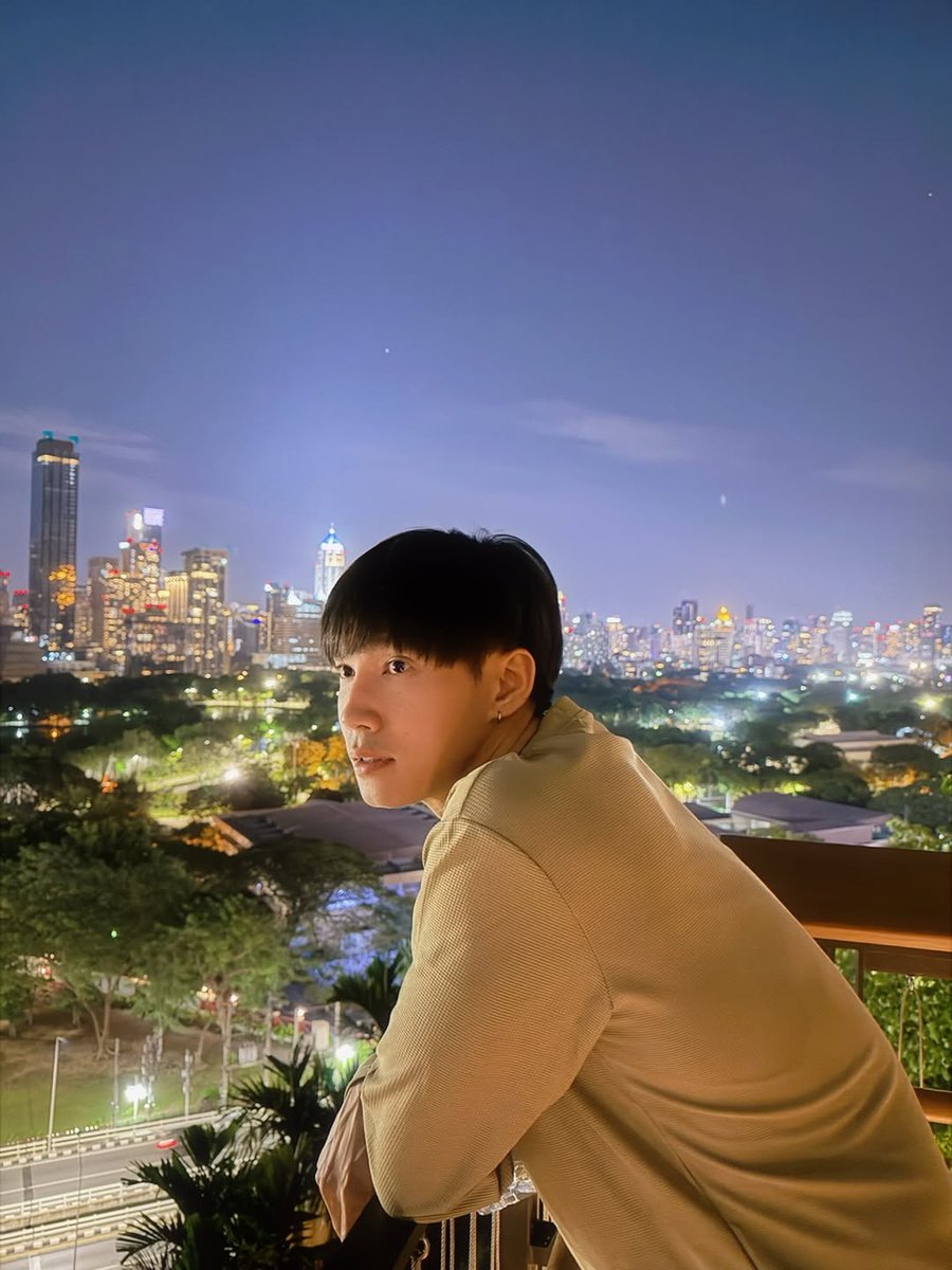 [Ig update] หนาวนี้กอดใคร หนาวไหมมากอดกัน 😁😁

#แฟนจ๋าของกาย𓃟 #guysivakorn