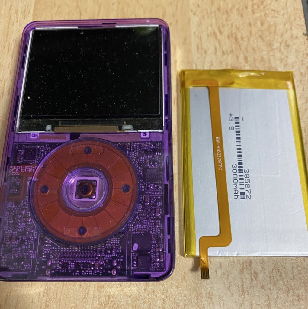 iPod classicの電池の話なのですが、初期値が左ので、右のをHDDどか