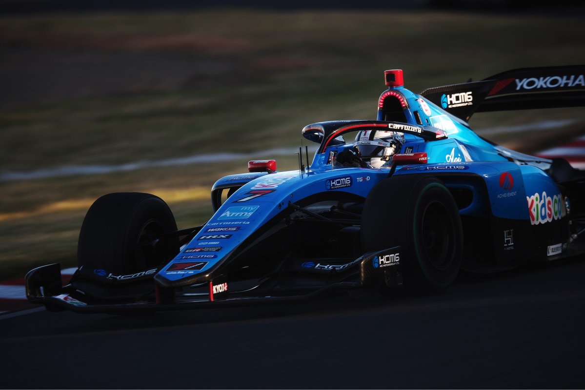 takusuzu's tweet image. 私にとっても2024年の2＆4レース以来のSF。
やっぱりフォーミュラレースは最高！
これで、今シーズンのサーキット行脚は終わり。西に東にと走り回って忙しい1年でしたが、皆さんに優しくしてもらって、本当に感謝してます。
また、サーキットで会えることを楽しみにしてます！

#SFormula