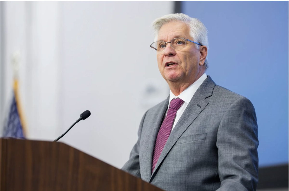 Eddie9132151's tweet image. 월러 연준 이사: &quot;12월에 금리 인하를 하고, 그 후 회의 마다 결정&quot;

*월러: 10일전, 베센트 재무부장관과 경제, 금융 시장에 대해 이야기를하면서 아주 잘 맞는것 같다, &quot;훌륭한 만남&quot;을 가졌습니다