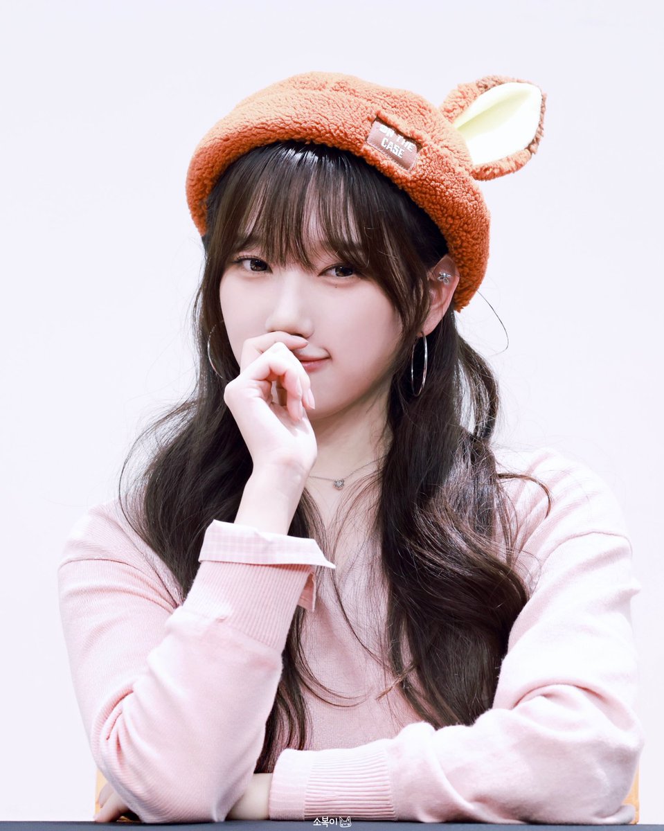 soee0311's tweet photo. 25.11.23 유스피어 팬사인회

#유스피어 #USPEER #소이 #SOEE
@USPEER_official https://t.co/2Btwj3goj7
