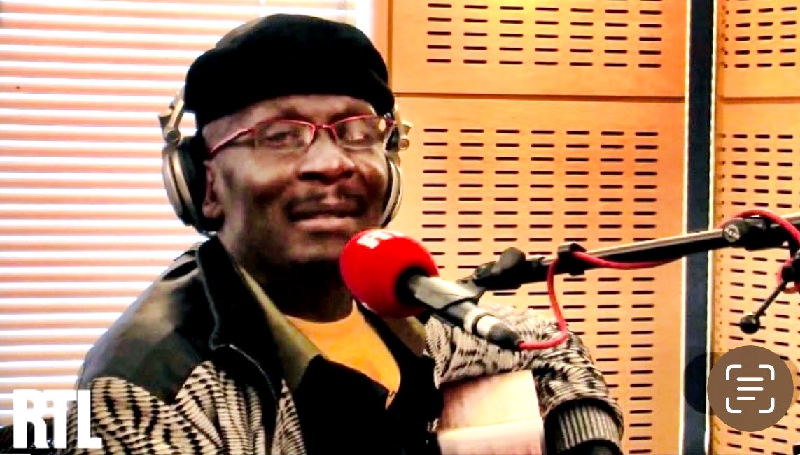 GeorgesLangRTL's tweet image. J’apprends au journal de 13h de la bouche d’Amandine Bégot la mort de #JimmyCliff. Je me souviens de son passage dans le studio des Nocturnes il y a une vingtaine d’années. Un artiste cool qui m’avait donné envie de vivre les reggae nights de sa Jamaïque natale. Paix à son âme.