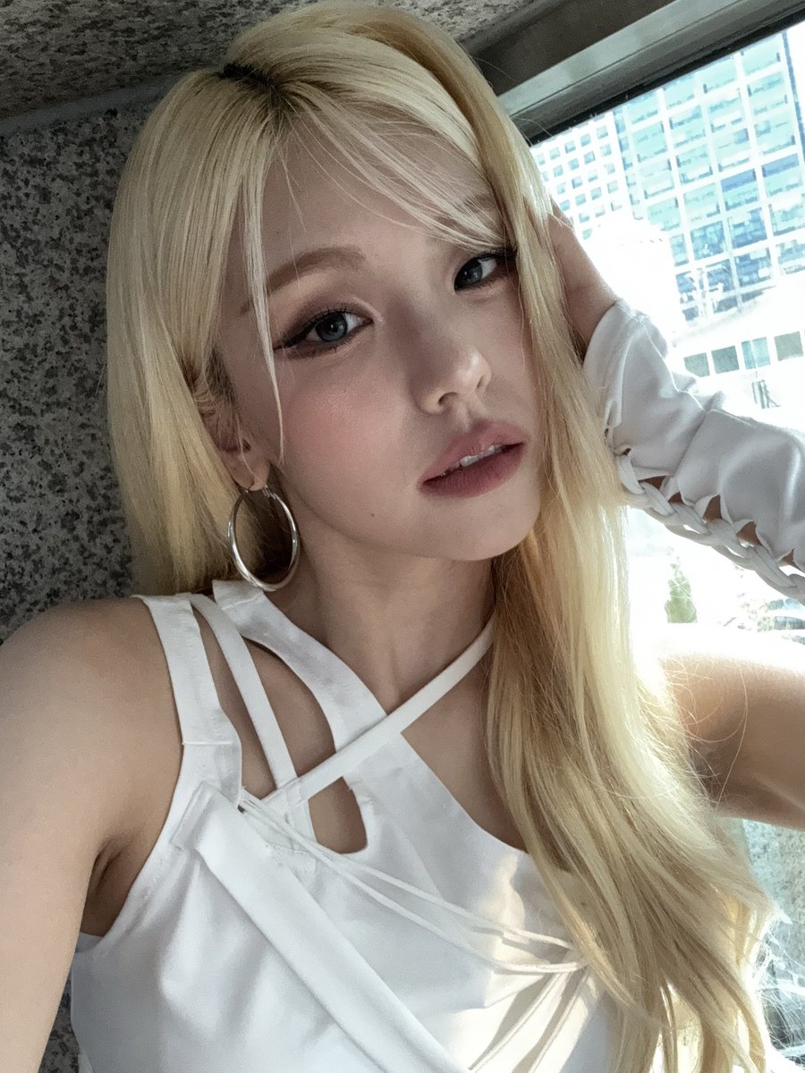 bblofitzy's tweet image. 🐺💭 9:12pm