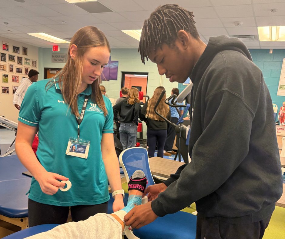 Tenth graders explored hands-on programs at the Wilson Talent Center, with current students showing visiting students what learning looks like in their classrooms. 💙 #InghamImpact