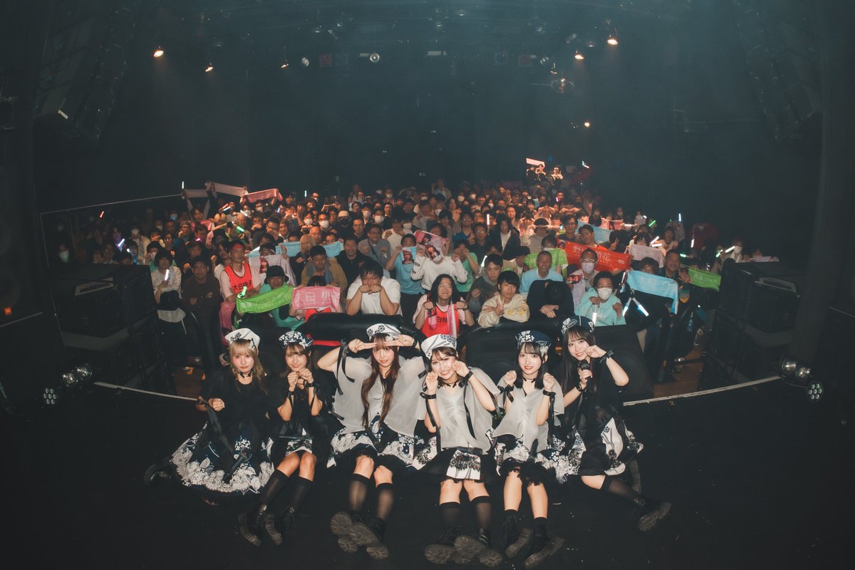 fishbowl2021's tweet photo. ➤ 2025.11.24 #fishbowl SETLIST
➤ A/W TOUR『チョウビ』in TOKYO
➤ 代官山UNIT

A/W TOUR『チョウビ』、東京公演をご覧いただきありがとうございました！
次回は12/24『チョウビ』in 三島市民文化会館大ホールでご来場お待ちしております🐟🫧

01.一雨
02.茶切 cute side
03.平均
04.六感
05.半分
06.完食
07.しずおか35市町おぼえてる？
08.最百(こころソロ)
09.舞踏(ザーラ&はるユニット)
10.開幕
11.尻尾
12.二兎
13.熱波
14.生活
EN1.深海
EN2.風花
EN3.雪景

------------------------------

▼楽曲はこちらから聴けます♩
https://t.co/K1QoUCY4yO

▽次回のライブ＆イベント予定🎤

🐟11/25(火) iCON DOLL LOUNGE 2025  ～ WINTER COLLECTION ～ 
@Spotify O-WEST
https://t.co/J7IdJbBUdO