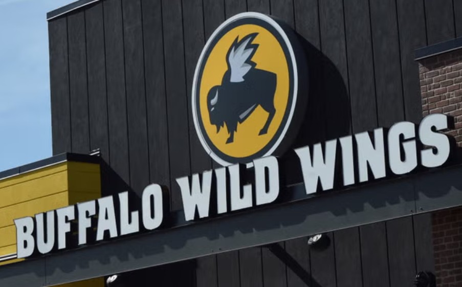 able2uk's tweet image. A black disabled customers sues an American diner for $5 million after the manager puts a racist slur on his bill and take-away bag tinyurl.com/bcnt8nxd #disabled #offensive