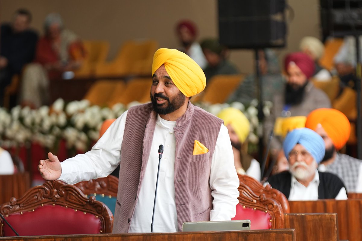 msisodia's tweet image. आज पहली बार पंजाब विधानसभा का विशेष इजलास, श्री गुरु तेग बहादुर साहिब जी की 350वीं शहादत को समर्पित, श्री आनंदपुर साहिब की पवित्र धरती पर आयोजित किया गया। इस ऐतिहासिक विधानसभा का हिस्सा बनना मेरे लिए सौभाग्य की बात है।

इस पवित्र सदन में मुख्यमंत्री सरदार भगवंत सिंह मान जी द्वारा…