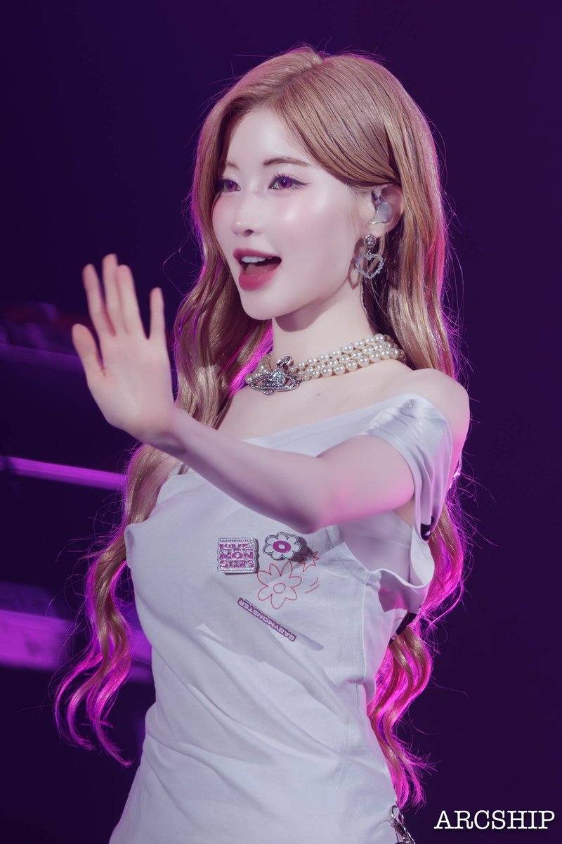 arcship_'s tweet image. 251123 BABYMONSTER “LOVE MONSTERS” JAPAN FAN CONCERT 2025

Cutest🐰

#BABYMONSTER #베이비몬스터 
#아사 #ASA #榎並杏紗