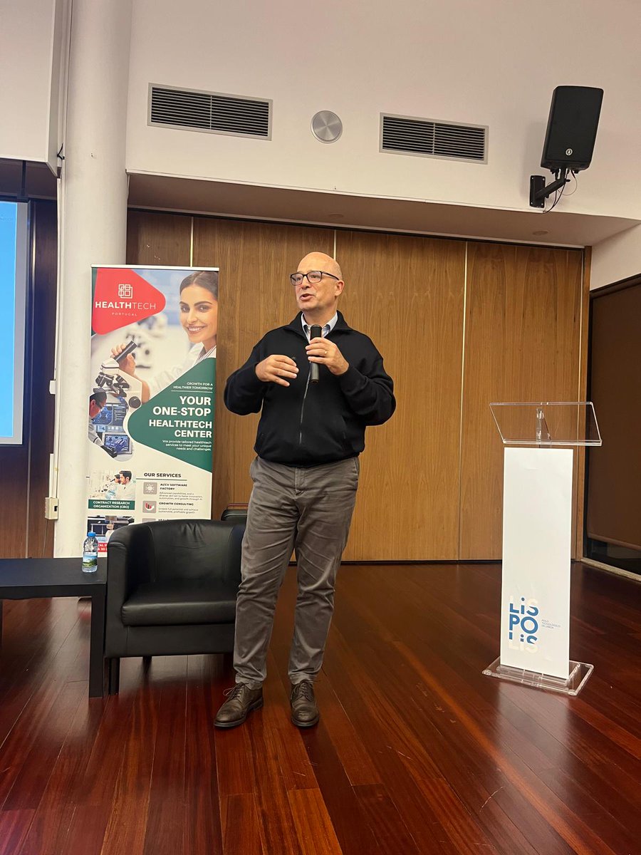 lispolis_'s tweet image. Lisbon Health Innovation: recebemos startups, investidores, líderes de saúde e especialistas tech para debater o futuro da inovação em saúde digital. 
O Prof. Joaquim Ferreira (CNS) foi keynote da sessão, trazendo a sua visão sobre os desafios da transformação digital na saúde.