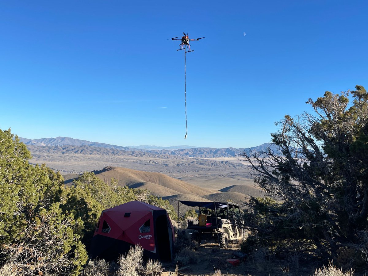 Here is a photo shared by Pioneer Exploration Consultants Ltd. while flying the #DroneMAG on projects in Nevada and Arizona.

Thanks for sharing!

#dronesurvey #geophysics #miningandexploration