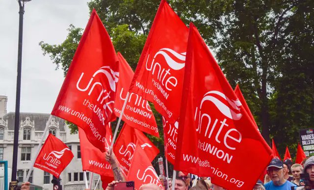 Unite_Community's tweet image. Join Unite Community for our National Day of Action: #CutSanctionsNotBenefits
Across the country on the 26th our members are standing up against cruel benefit cuts &amp;amp; sanctions that push people into poverty.
Enough is enough. Sanctions are a trade union issue!