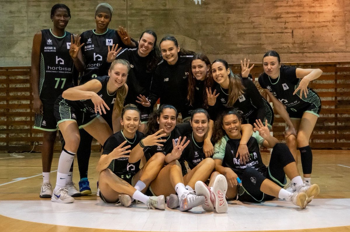 Volvemos a remontar el vuelo 💚

➡️ No fue fácil cuando empezó 6-15. Parecía complicado cuando se puso 44-50 a falta de 8:16. 

🫶🏼 PEEEERO.... BARAKALDO NUNCA SE RINDE y ya tenemos LA CUARTA 

💚 Eskerrik asko por estar con nosotras en Gorostiza 

📸 Jon Ander Sportshot