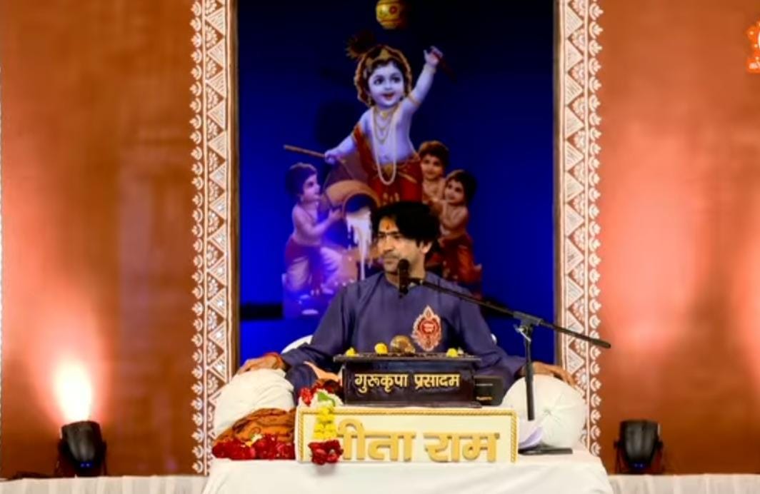 DrKPSinghYadav's tweet image. शिवपुरी में आयोजित श्रीमद् भागवत कथा में बागेश्वर धाम सरकार के पीठाधीश्वर पंडित श्री धीरेंद्र कृष्ण शास्त्री जी के पावन सान्निध्य में सम्मिलित होकर आशीर्वाद लिया।