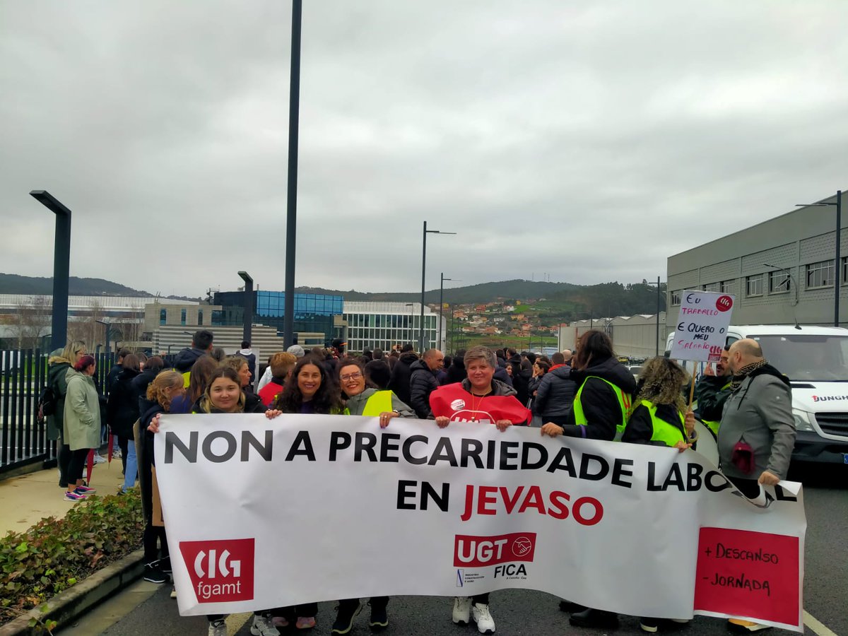 UGTCoruna's tweet image. O persoal de Jevaso continúa coas súas mobilizacións: xornada de folga 24 horas e unha manifestación.

Basta xa de recortes económicos e incumprimentos dos acordos acadados.

ugtcoruna.org/o-persoal-de-j…

#UGTCoruña #Textil