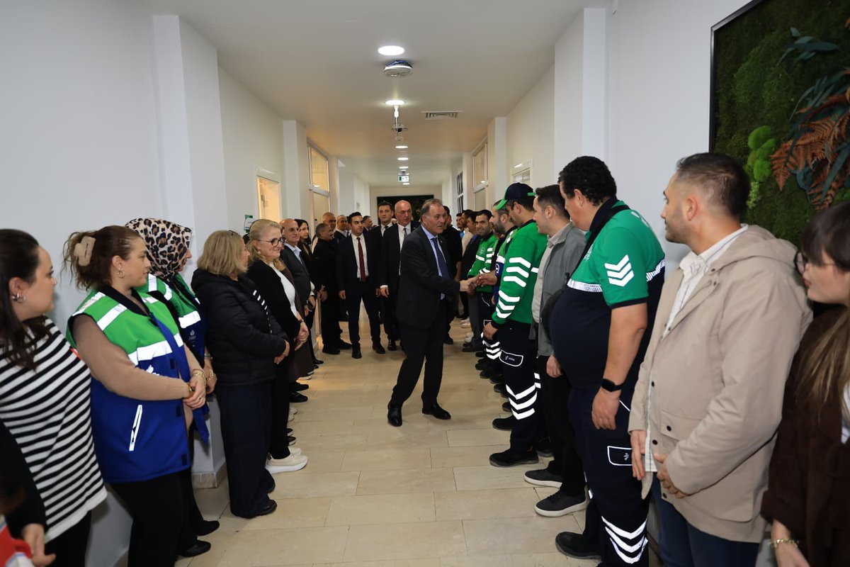 İstanbul'umuz için çalışmaya devam ediyoruz.

İSTAÇ A.Ş’de görev yapan çalışma arkadaşlarımızla bir araya gelerek Ekrem Başkanımızın selam ve sevgilerini ilettim.

Şehrimize hizmet etmek için emek veren tüm çalışma arkadaşlarımıza teşekkür ederim.