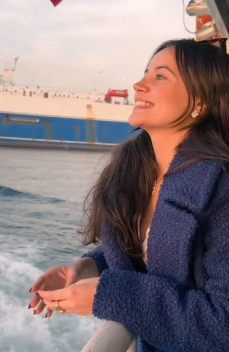 تعالي عقمي المكان بسرعة الوضع خرج عن السيطرة🤐🤐
@yagmur_yuksel