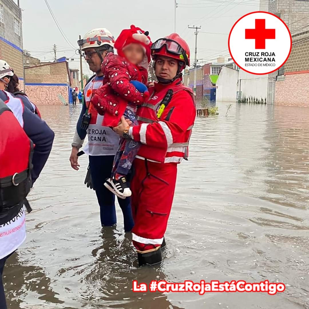 CruzRojaEM's tweet image. &quot;Lo más satisfactorio en la vida es haber sido capaz de dar una gran parte de uno mismo a los demás&quot;~Pierre Teilhard de Chardin.

En la Cruz Roja #Edoméx, #AyudarNosMueve 🫶🏼 

Somos #voluntarios

#FelizLunes