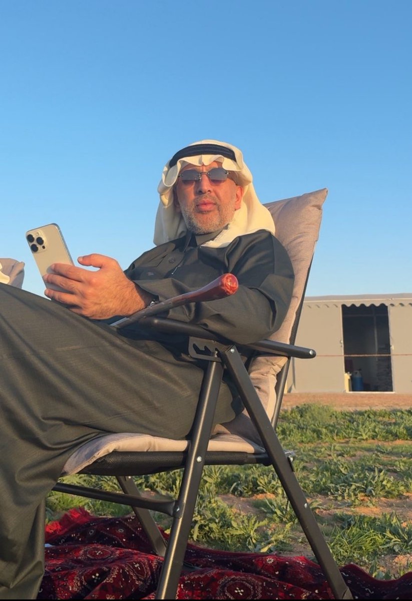 ترانا على خبرك ولو دارت الأيام
 تتغير تواريخ السنة ماتغيرنا .