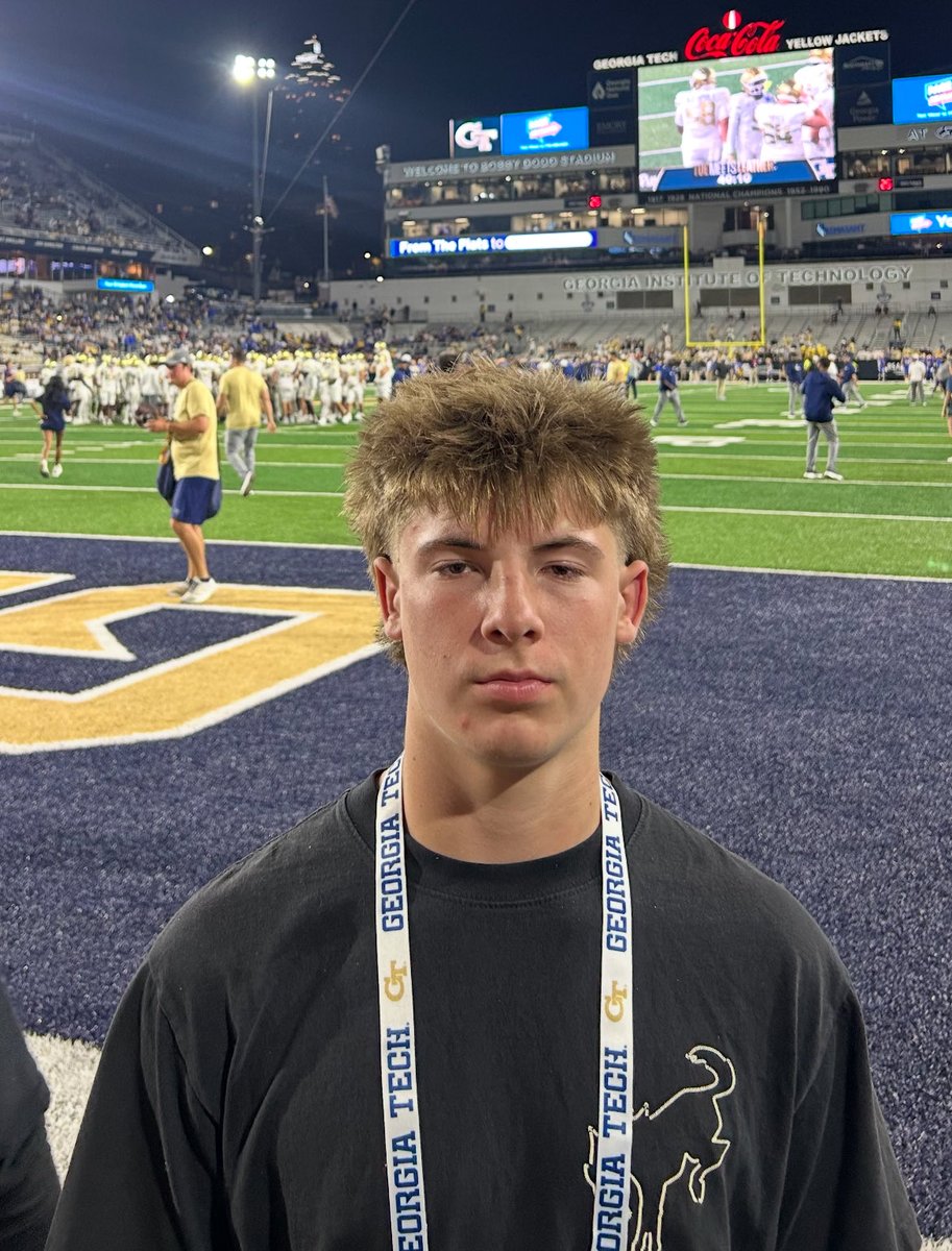 carsonbyrom's tweet photo. Had a great time at @GeorgiaTechFB this past weekend! Thank you @coach_DwightH for the invite!

@colehill90 @Coach_Hinch @JameelLane53 @CCHS_FB @CSmithScout @615Preps https://t.co/jNURJho0pQ