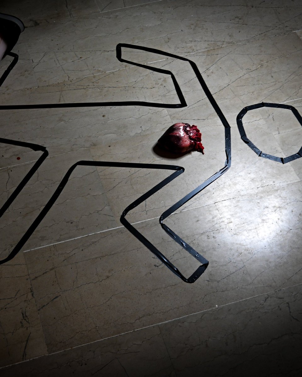 Artist Talk Magazine tweet media