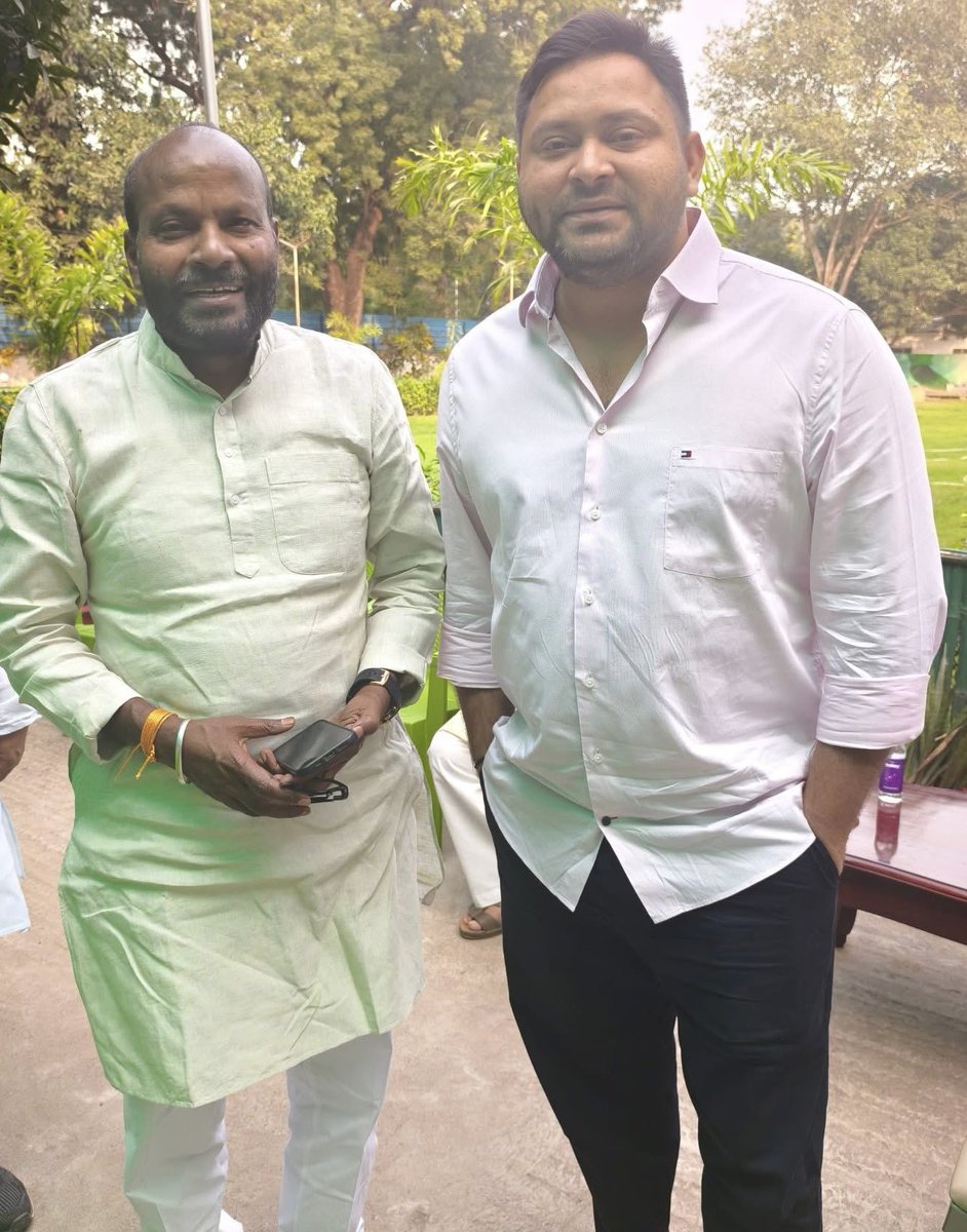 RJDforIndia's tweet image. माननीय नेता प्रतिपक्ष श्री @yadavtejashwi जी से IIP प्रमुख और सहरसा से माननीय विधायक श्री आई.पी गुप्ता जी ने मुलाकात की। #TejashwiYadav #Bihar #RJD