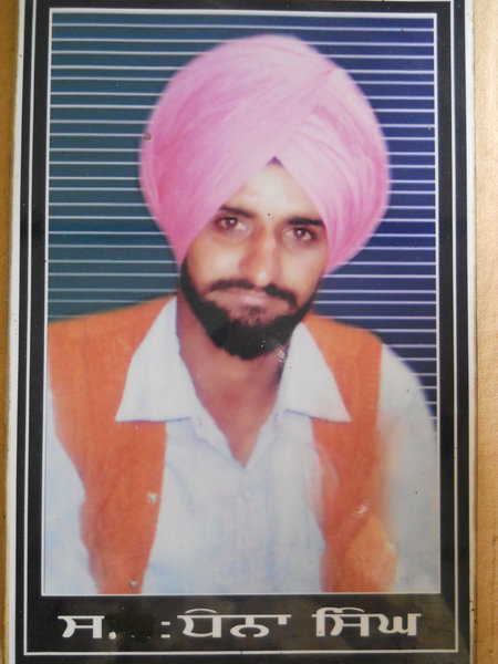 Btw Nov 24-25, 1992, #CriminalInvestigationAgency from Handiaya #UnlawfullyKilled Dhanna Singh (30). They abducted him from his home vill. in Ghunas, #Sangrur. Officials didn’t return his body to his family. #Punjab #India #EndImpunity Visit data.ensaaf.org/profile/1128/
