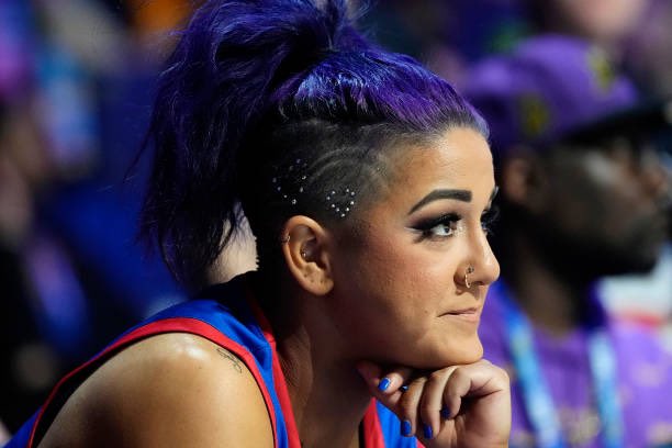 Jason_Gilliam05's tweet photo. It's #RoleModelMonday @itsBayleyWWE
 #RoleModel #UltraStarRoleModel #BayleyIsHot #UltraStarBayley  #DingDongHello  #BayleySeason  #UltraStarRoleModelChampion #WEWANTBAYLEY #TheBayback 
 #RawOnNetflix #WWERaw https://t.co/U5z0zKwmAK