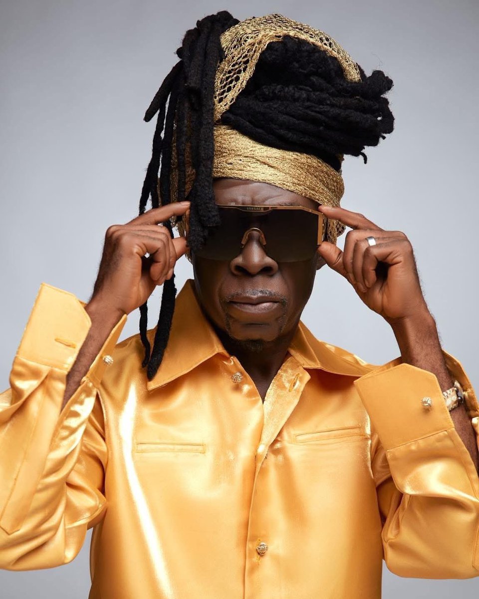 PLUZZFM's tweet image. Happy birthday to legendary Ghanaian musician, @kojoantwimusic 🤩

Blessings Mr Music Man! 🎉

#AddMore
#AccrasMusicLeader