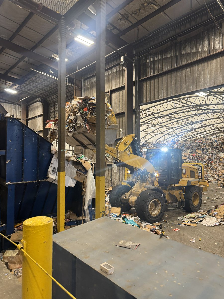 SWANA's tweet image. The MRF recently received a SWIFR grant to expand plastics sorting. Like many facilities, it faces contamination challenges—especially vapes entering the stream—but a new vape collection program aims to reduce this issue. 🚀

#Recycling #ResourceManagement