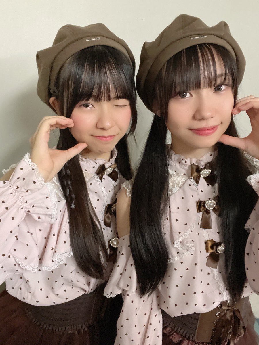 こんばんは🌙ゆわだよ❤︎
ボウリング🎳オフ会とライブの1日☀️
めちゃくちゃ楽しかった〜！！また開催しよ‼️
ライブも久しぶりに初期衣装と新曲とコールが最高でした🫶🏻
今月唯一の部活もなくて1日オフday✨
みんなと過ごせて楽しかったよ〜💓