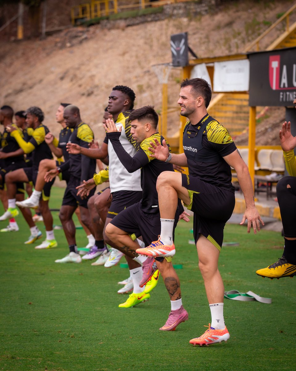 BarcelonaSC's tweet image. ¡Inicia Práctica de lunes por la mañana!

#BarcelonaSomosTodos