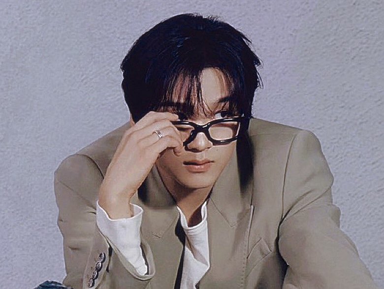 hcjsxx66's tweet image. 👓