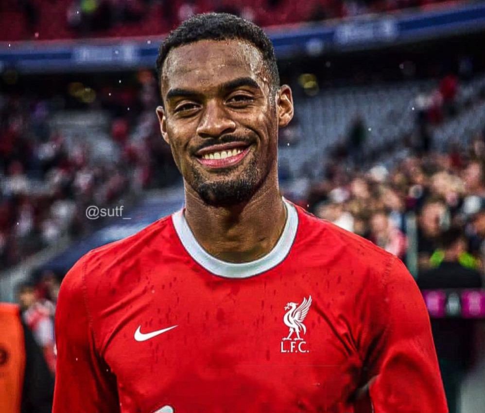 CfSimi's tweet image. Since we all know Caicedo is the best DM in PL

We are now here comparing the juniors. Who is the best among the four?