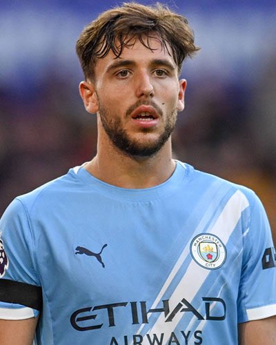 CfSimi's tweet image. Since we all know Caicedo is the best DM in PL

We are now here comparing the juniors. Who is the best among the four?