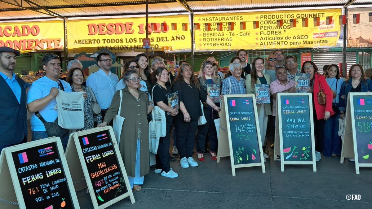 <a href="/FAOChile/">FAO Chile</a> acompañó al <a href="/meconomia/">Ministerio de Economía, Fomento y Turismo</a>, <a href="/Sercotec_Chile/">Sercotec</a> y a distintas organizaciones de ferias libres al lanzamiento del nuevo catastro nacional de #FeriasLibres 🍎🍏