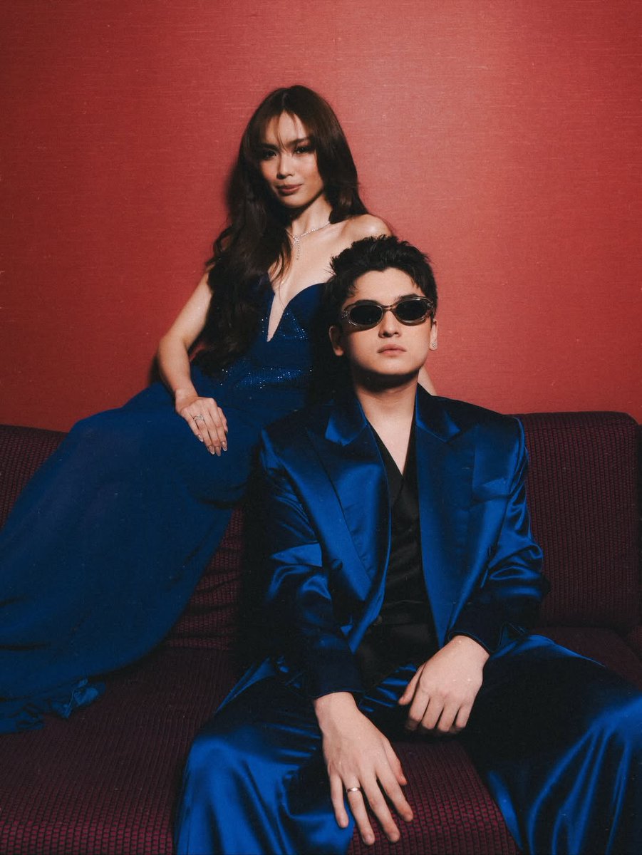 dearmareph's tweet photo. COUPLE OF THE NIGHT BEHAVIOR ๐
FranSeth stunned everyone with their sleek royal blue fits, proving na sila talaga ang main event kagabi.
โCourtesy: j.alarcioo/IG
โ#DearMare
#AlamMoNaBa
#TinigNetwork
#FranSeth
#FrancineDiaz
#SethFedelin
#BlueTiful
#StarMagicalChristmas https://t.co/ynUanSaI9p