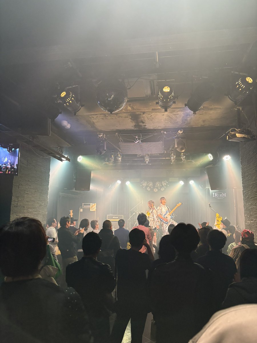 le___anciel's tweet image. シトリン(@CiTLiNe_band )2nd ワンマン
開催おめでとうございます🎊

エネチャして来たよ⚡️
ユニットもバンドもめっちゃ格好良かった🖤
紫音ちゃん(@shioncicici )誘ってくれてありがとう！🫶